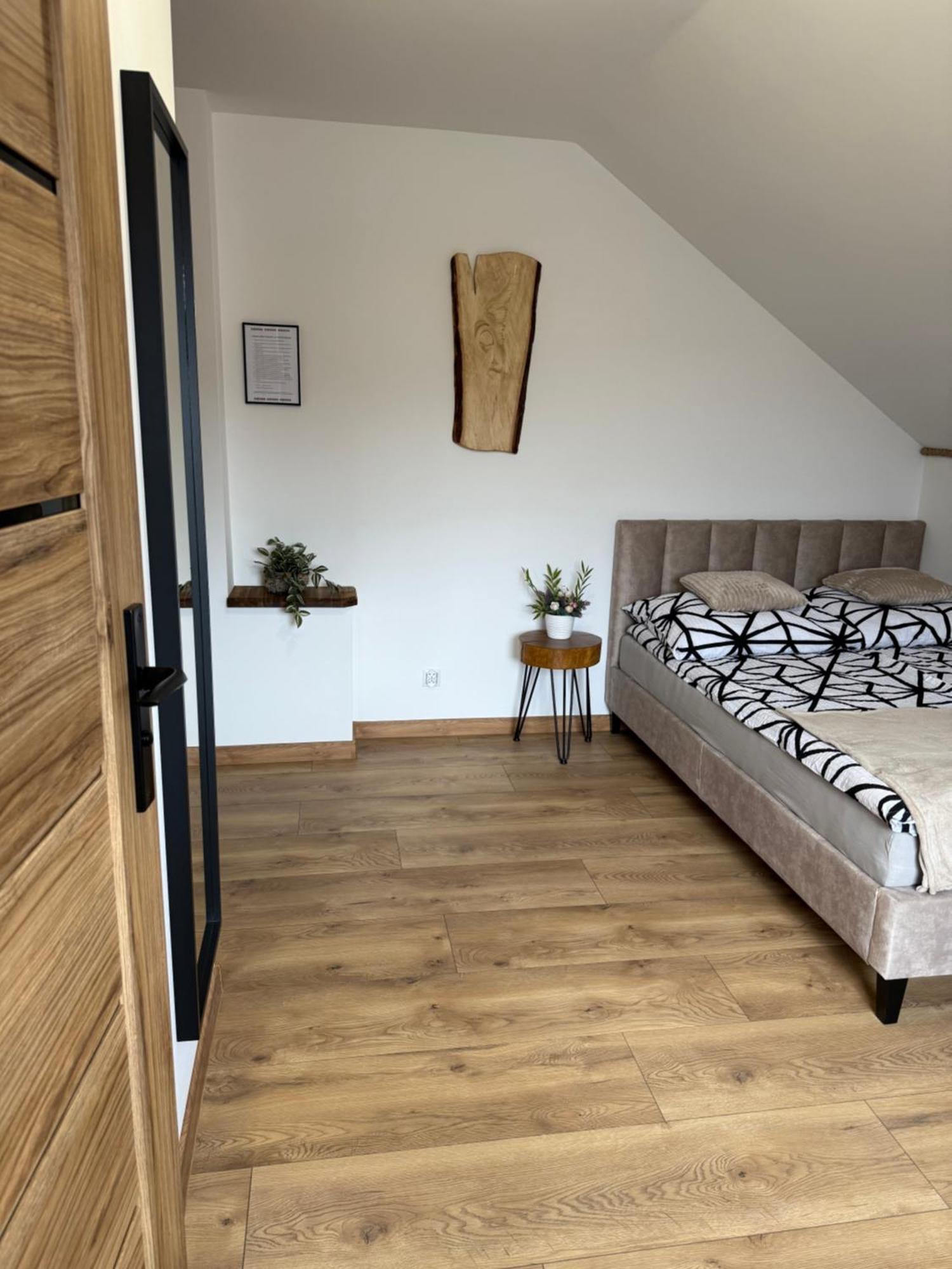 Apartament Z Tarasem I Pokoje Klimatyzowane -Drozdowka Solina سولينا المظهر الخارجي الصورة
