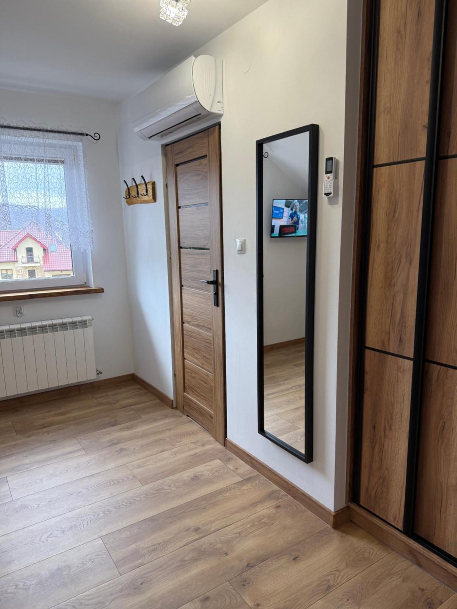 Apartament Z Tarasem I Pokoje Klimatyzowane -Drozdowka Solina سولينا المظهر الخارجي الصورة